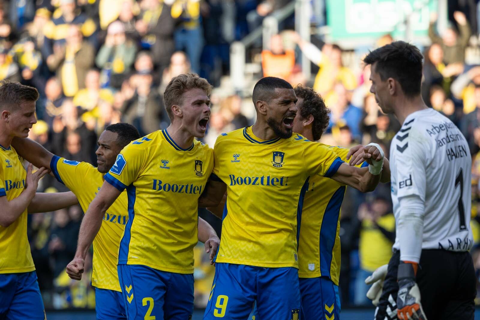 Agf Fik Tæv Brøndby Vandt Første Kamp I Slutspillet Onpdk 